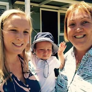 Meet your Posher, Lorraine